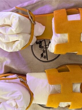 Hermes Santorini Yellow Suede Bed Slippers - Soft Home Comfort